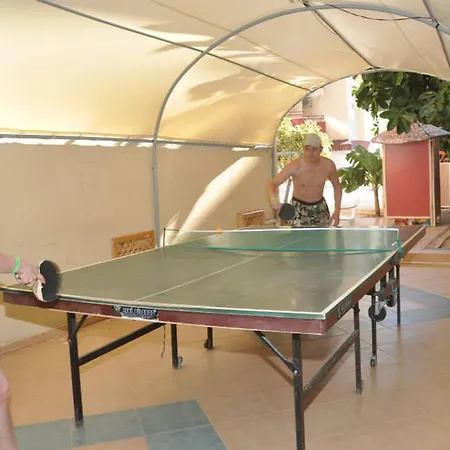 ホテル Galaxy Alanya 4*