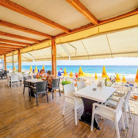 Hotel Galaxy Alanya 4*