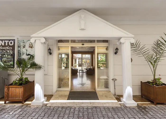 Hotel Galaxy Alanya 4*